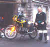 R100 GS